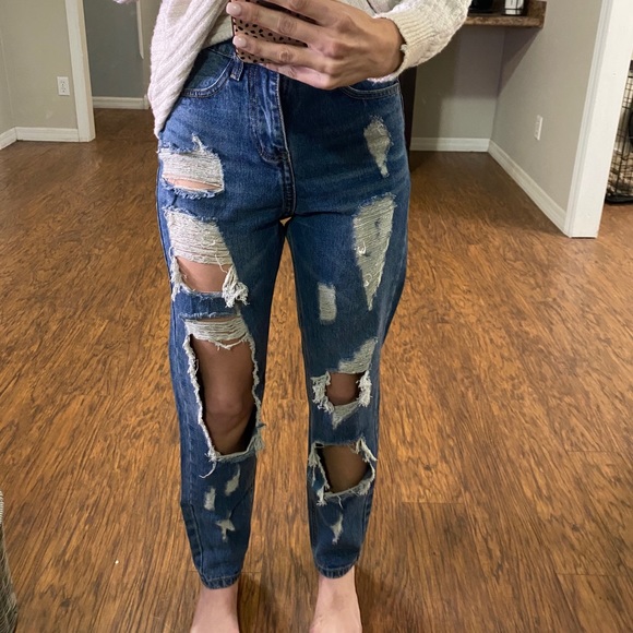 Fashion Nova High-waisted Boyfriend Jeans Ripped - Picture 3 of 4